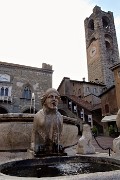60 Piazza Vecchia, Fontna del Contarini,Palazzo della Ragione e Torre Civica (Campanone)